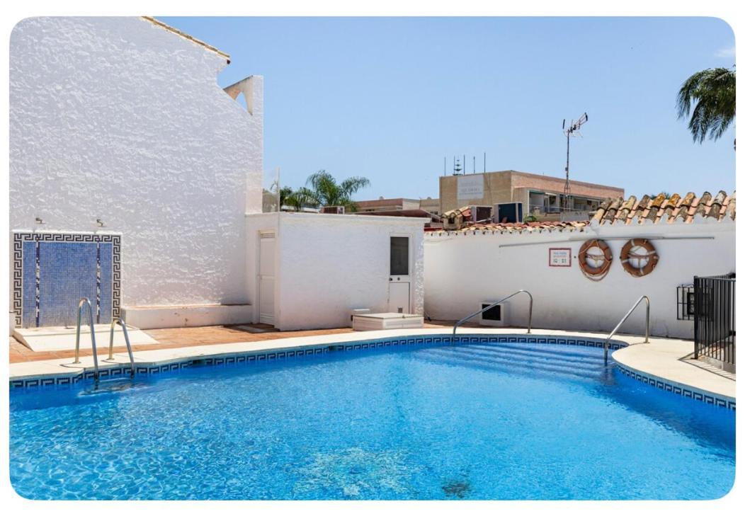 La Casa En La Carihuela Playa A 4 Minutos A Pie Villa Torremolinos Exterior foto